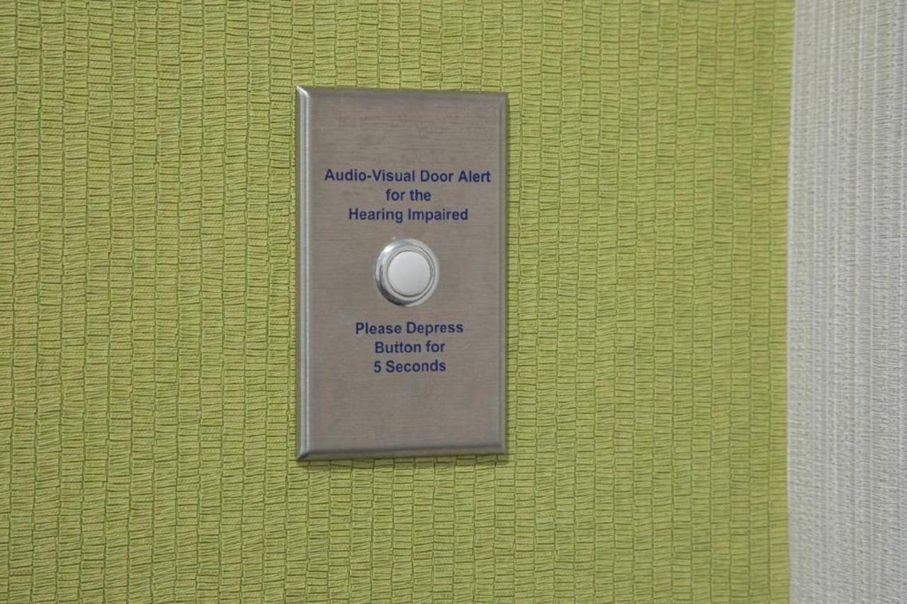 Holiday Inn Express & Suites Woodside Laguardia Airport New York Esterno foto